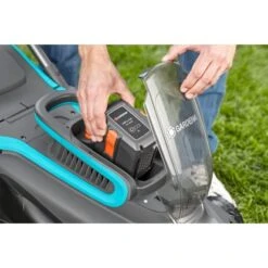 Gardena Akku-Rasenmäher Set PowerMax Li-40/37 Inkl. Akku Und Ladegerät 21 Gardena Akku-Rasenmäher Set PowerMax Li-40/37 Inkl. Akku Und Ladegerät -Garten Verkauf 31 3050 4078500031097 pt09